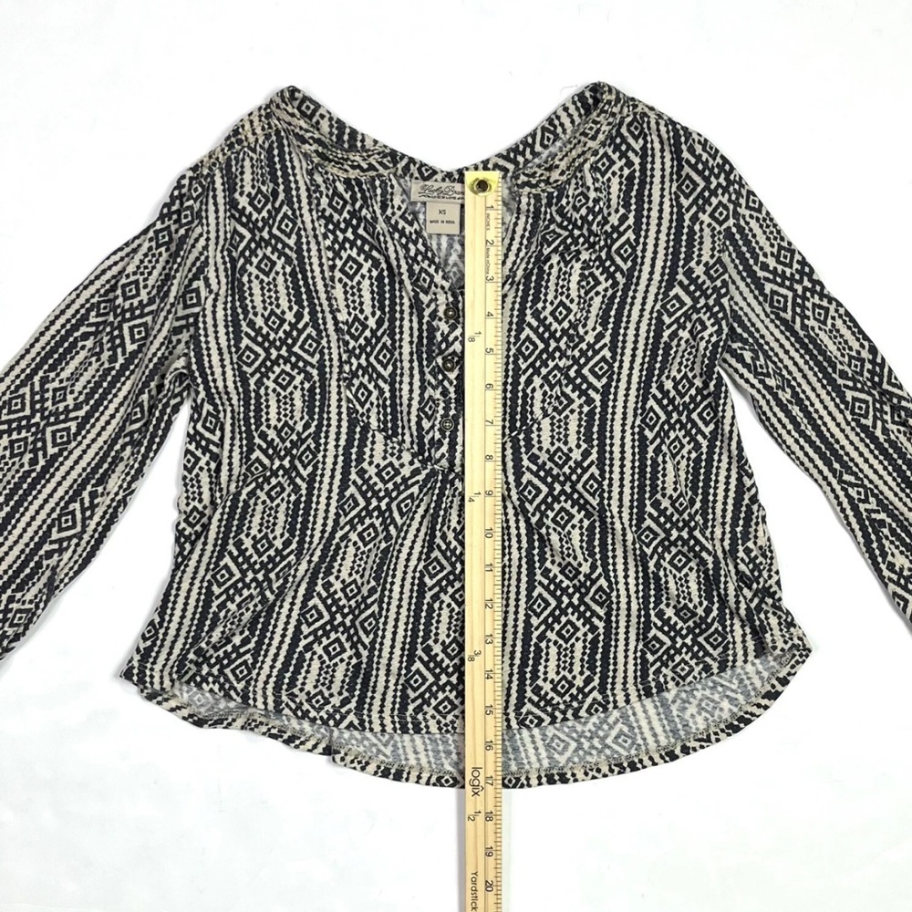 Lucky Brand Top Womens XS Live In Love Boho Geometric Long Sleeve Blouse - Picture 7 of 8